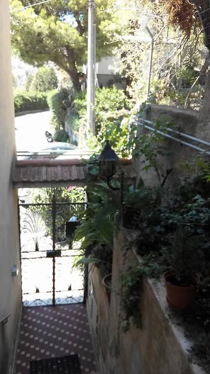 Franca'S Apartment Taormina
