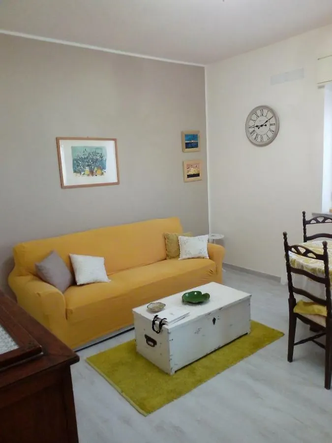Franca'S Apartment Taormina Guest house